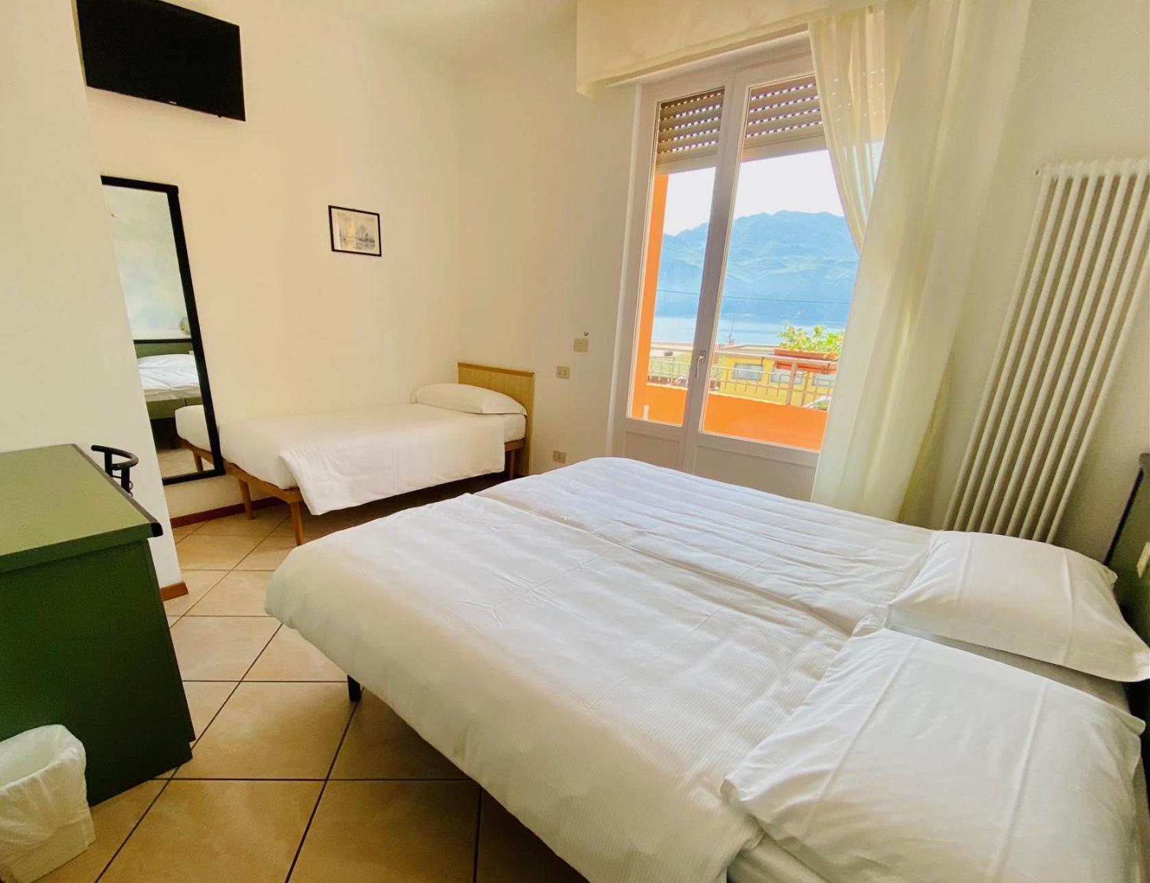 Hotel Ideal 马尔切西内 外观 照片
