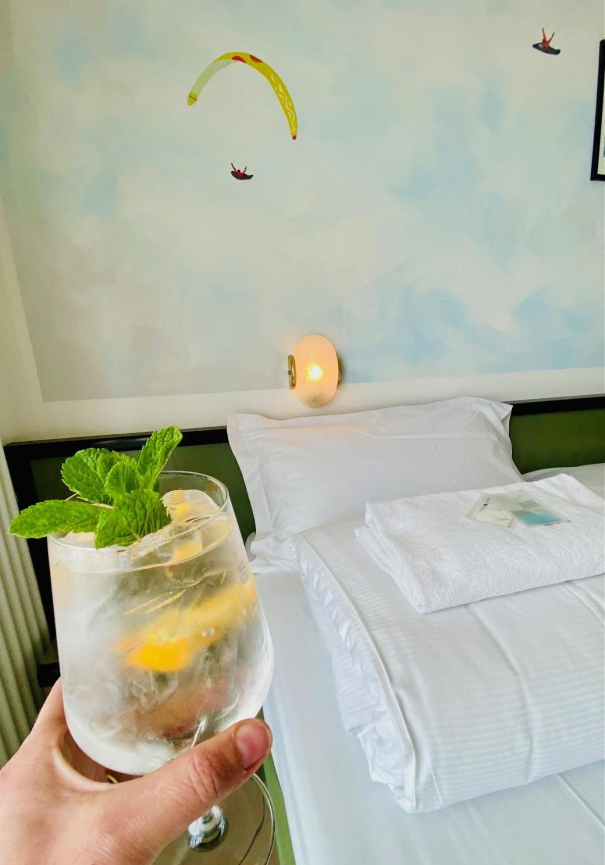 Hotel Ideal 马尔切西内 外观 照片